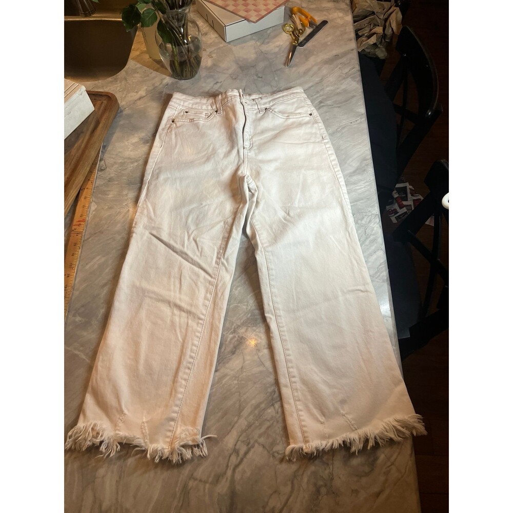 Wide leg straight Jeans- raw hem